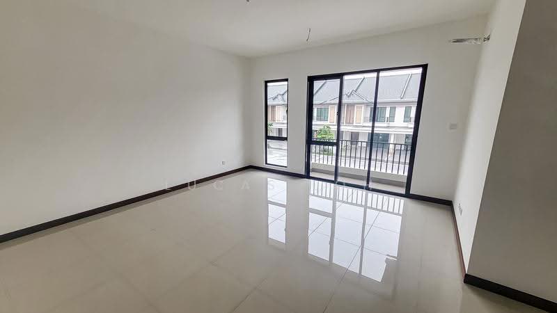 2-storey Terraced House for Sale in Rawang (Selangor) - Lucas Loh - Balcony - PropertyGuru.com.my