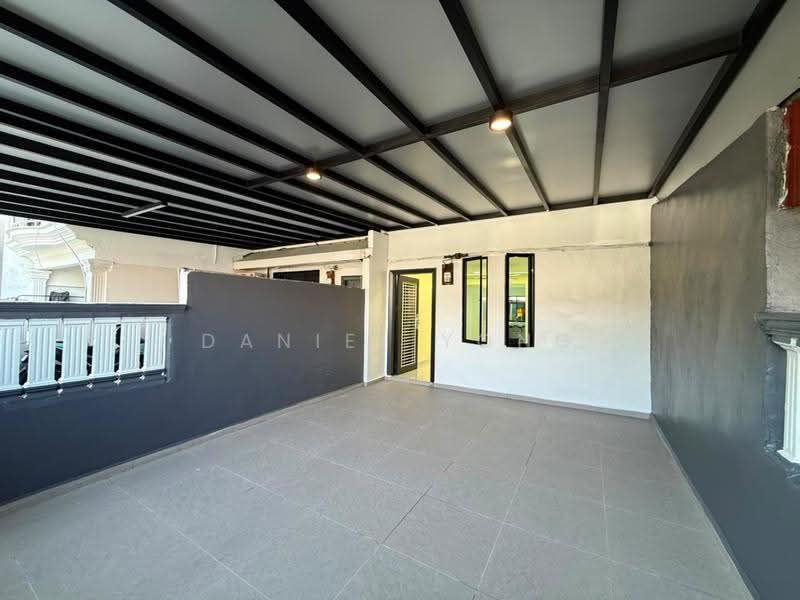 Rumah Teres 2-Tingkat untuk Dijual di Bandar Baru Permas Jaya (Permas Jaya) - Daniel Yong - Exterior - PropertyGuru.com.my