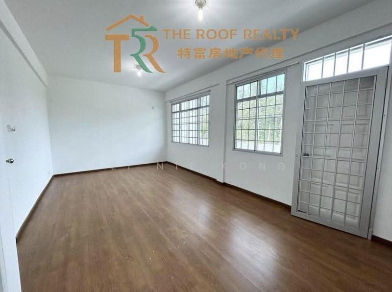 Terraced House for Rent in Ocean Park (Miri) - Pei Nie Kong - Living Room - PropertyGuru.com.my