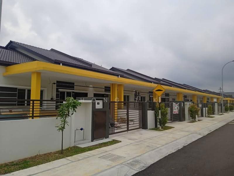 Semi-Detached House for Rent in Seksyen 32 (Shah Alam) - Khong T.K - Exterior - PropertyGuru.com.my