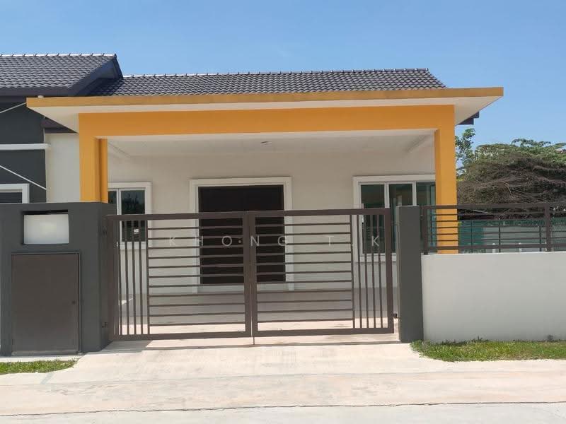 Semi-Detached House for Rent in Seksyen 32 (Shah Alam) - Khong T.K - Exterior - PropertyGuru.com.my