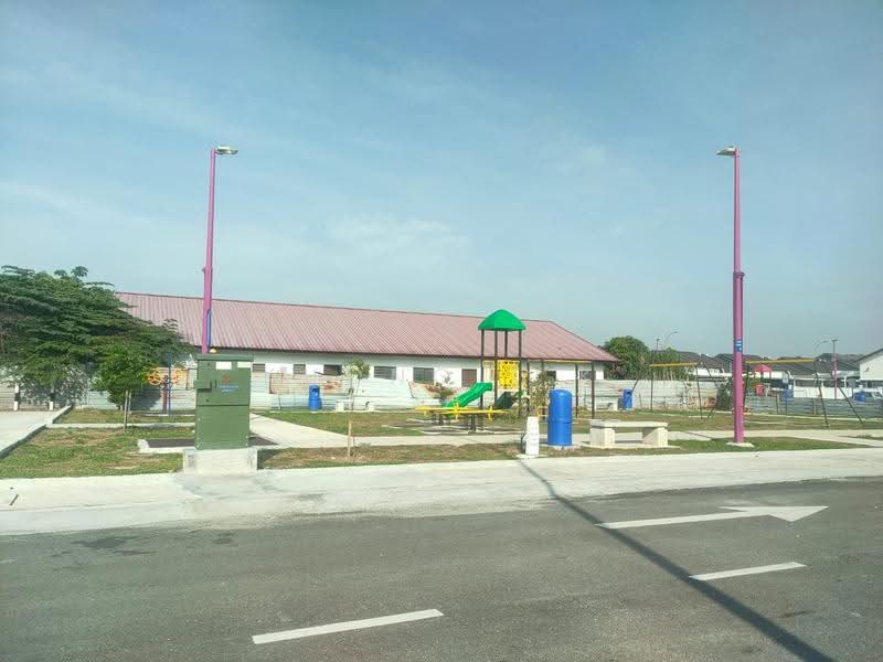 Semi-Detached House for Rent in Seksyen 32 (Shah Alam) - Khong T.K - Nearby Playground - PropertyGuru.com.my
