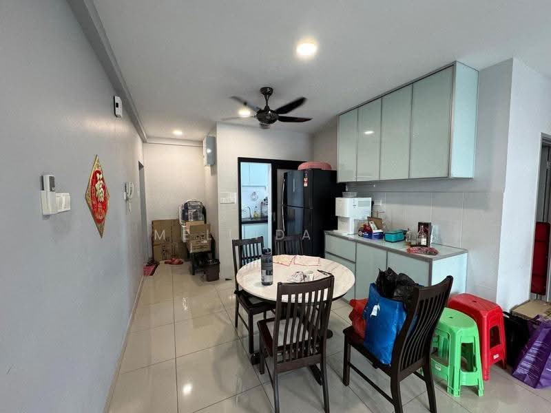 Pangsapuri untuk Dijual di Austin Regency (Pangsapuri Austin Perdana) - Melinda Ee - Kitchen - PropertyGuru.com.my