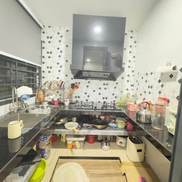 Rumah Teres 1.5-Tingkat untuk Dijual di Johor Bahru (Johor) - Kym Kee - Kitchen - PropertyGuru.com.my