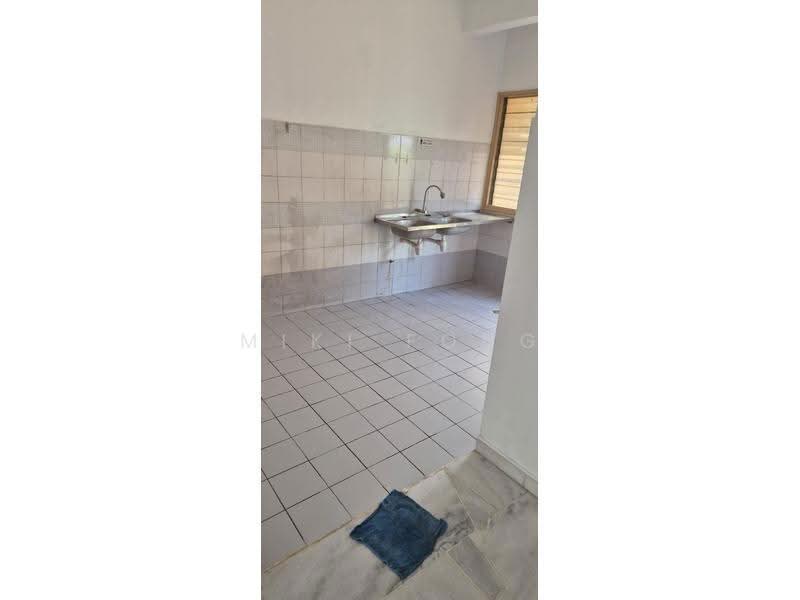 2-storey Terraced House for Sale in Usj 11 (Subang Jaya) - Miki Fong - Kitchen - PropertyGuru.com.my