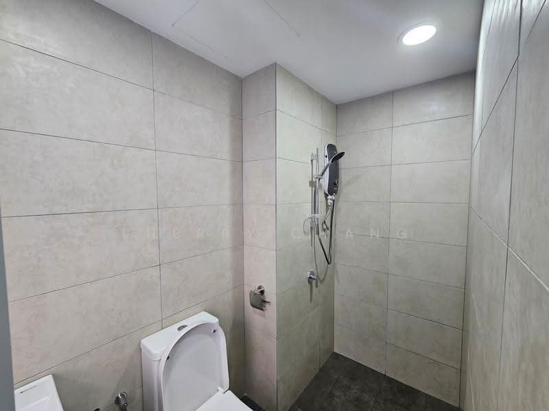 Kediaman Servis untuk Disewa di M Luna - Sherry Chang - Bathroom - PropertyGuru.com.my