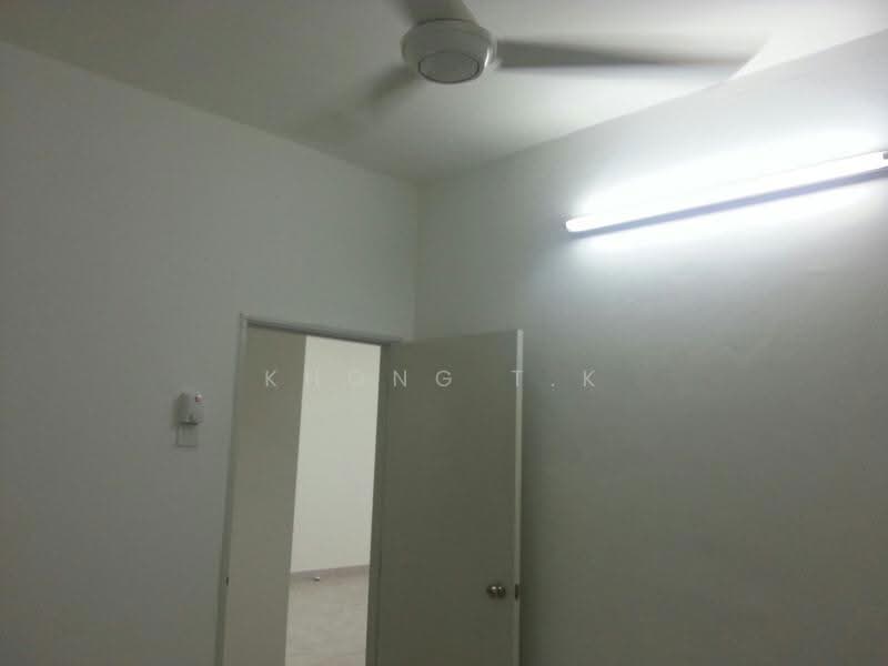Apartment for Rent at Pangsapuri Randa - Khong T.K - Bedroom No.3 - PropertyGuru.com.my