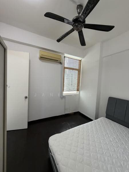 Kondominium untuk Disewa di The Oasis - Jane Ang - Bedroom - PropertyGuru.com.my