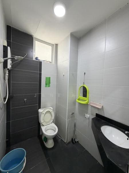 Kondominium untuk Disewa di The Oasis - Jane Ang - Bathroom - PropertyGuru.com.my