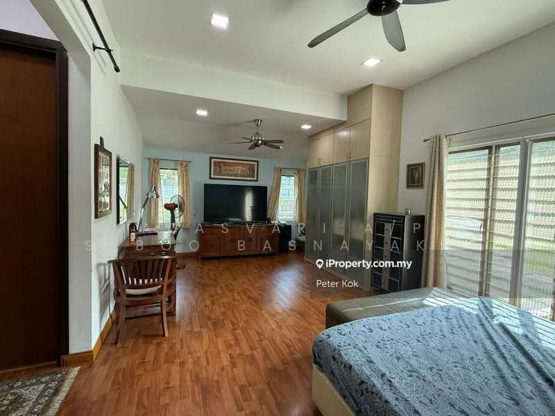 Bungalow House untuk Dijual di Bukit Gasing (Petaling Jaya) - Magasvari A/P Saboo Basnayake - Bedroom - PropertyGuru.com.my