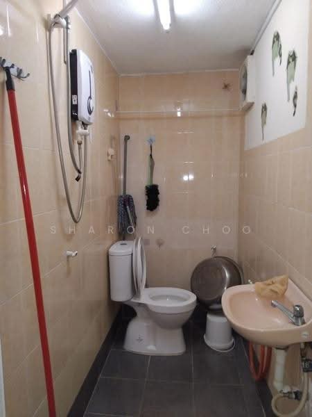 2-storey Terraced House for Sale in Klang (Selangor) - Sharon Choo - Bathroom - PropertyGuru.com.my