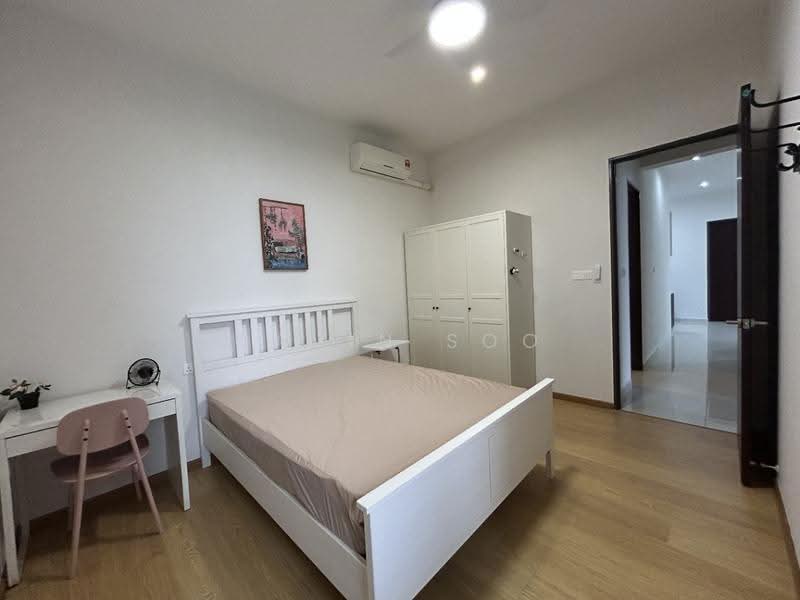 Condominium for Rent at Kings Bay @ Country Garden Danga Bay - Gavin Soo - Bedroom - PropertyGuru.com.my