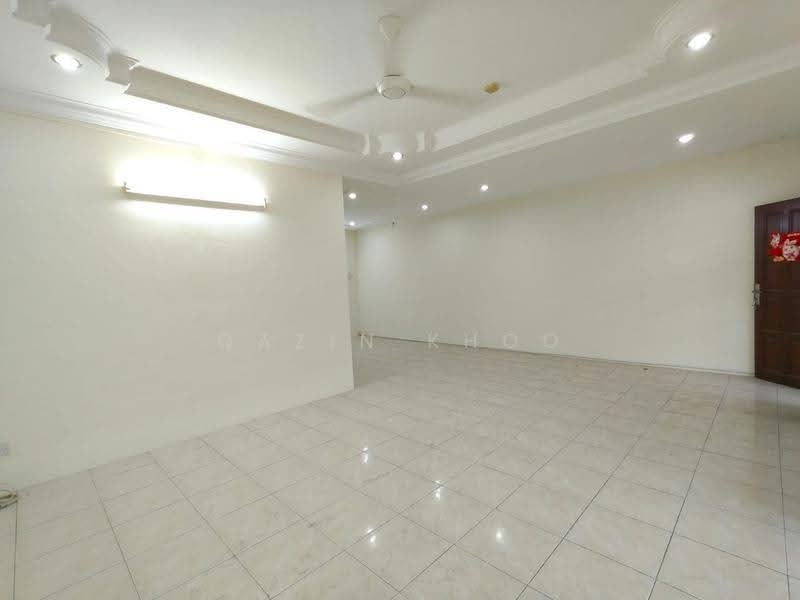 2-storey Terraced House for Sale in Taman Desa Rishah Indah (Ipoh) - Qazin Khoo - Living Room - PropertyGuru.com.my