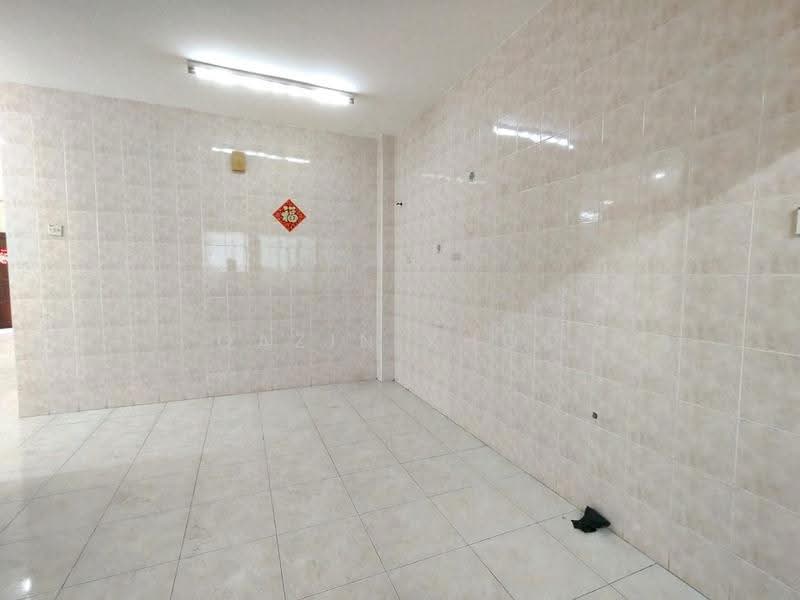 2-storey Terraced House for Sale in Taman Desa Rishah (Ipoh) - Qazin Khoo - Interior - PropertyGuru.com.my