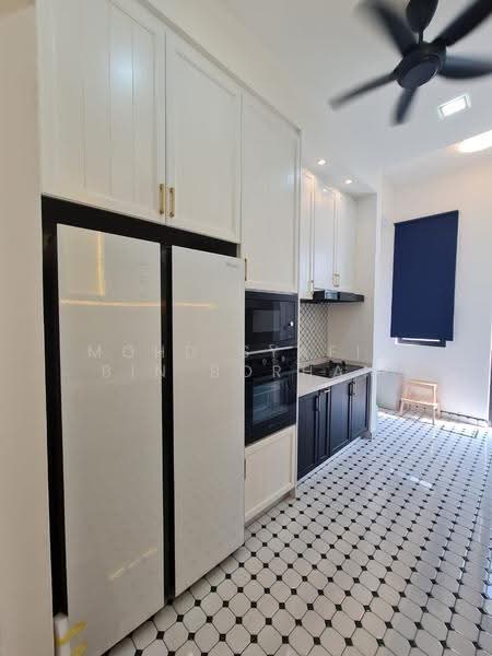 Rumah Teres 2-Tingkat untuk Disewa di Eco Majestic (Semenyih) - Mohd Syafie Bin Borhan - Kitchen - PropertyGuru.com.my