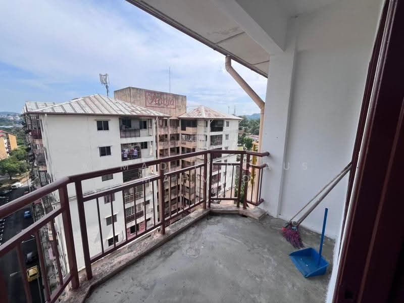 Rumah Flat untuk Dijual di Taman Tun Teja - Ahmad Firdaus Mahmod - Balcony - PropertyGuru.com.my