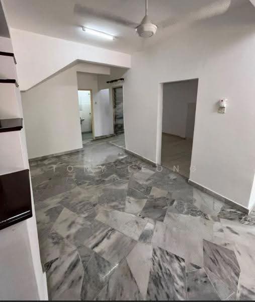 Rumah Teres 2-Tingkat untuk Disewa di Usj 22 (Subang Jaya) - Tony Leong - PropertyGuru.com.my