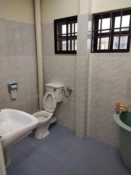 2-storey Terraced House for Sale in Taman Pengkalan Barat (Ipoh) - Joanne lee - Bathroom - PropertyGuru.com.my