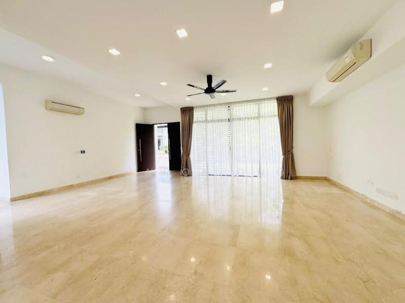 Bungalow House for Sale in East Ledang (Iskandar Puteri (Nusajaya)) - Sharon Ong - Living Room - PropertyGuru.com.my