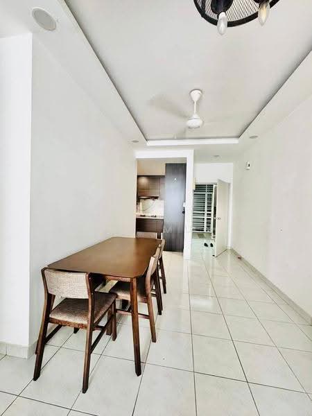 Pangsapuri untuk Disewa di Bayu Andaman - Basri Munir - Dining Room - PropertyGuru.com.my