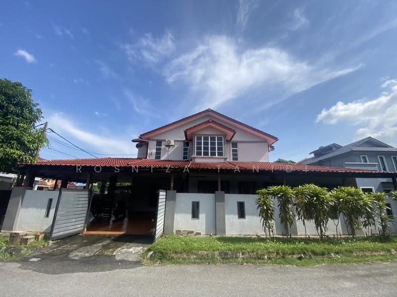 2-storey Terraced House for Sale in Bangi (Selangor) - Rosniza Tanidi - Exterior - PropertyGuru.com.my