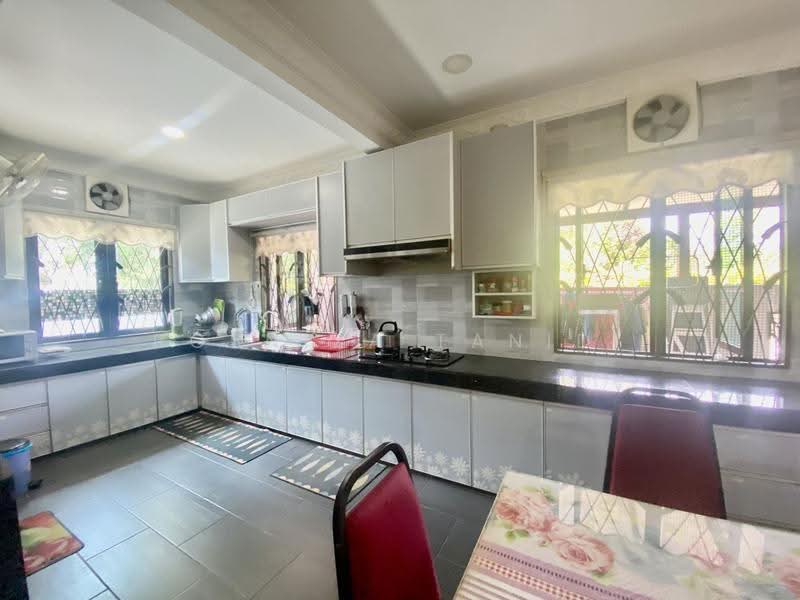 2-storey Terraced House for Sale in Bangi (Selangor) - Rosniza Tanidi - Kitchen - PropertyGuru.com.my