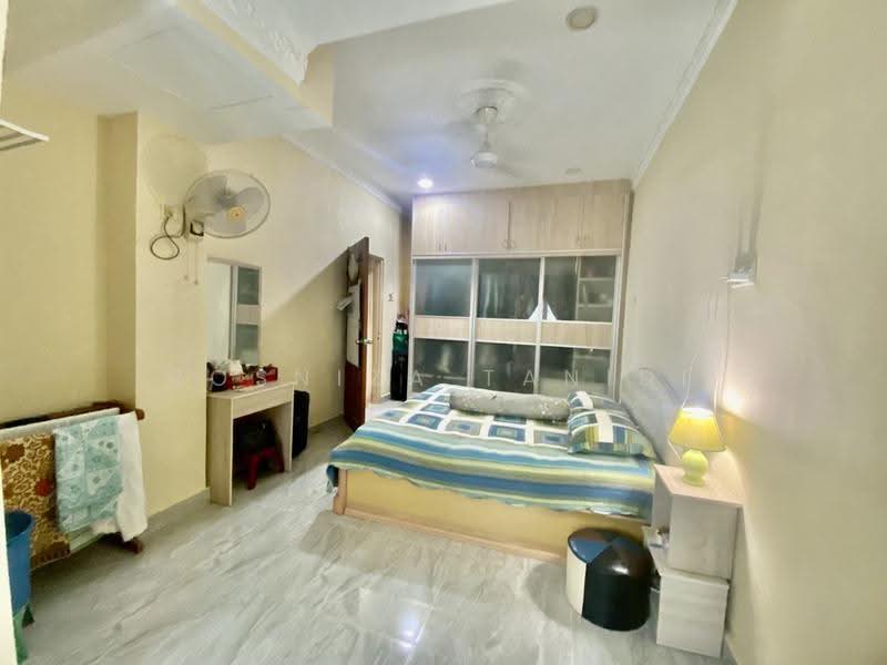 2-storey Terraced House for Sale in Bangi (Selangor) - Rosniza Tanidi - Bedroom - PropertyGuru.com.my