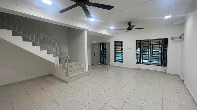 Rumah Teres 2-Tingkat untuk Dijual di Taman Impian Skudai (Johor Bahru) - Melinda Ee - Living Room - PropertyGuru.com.my