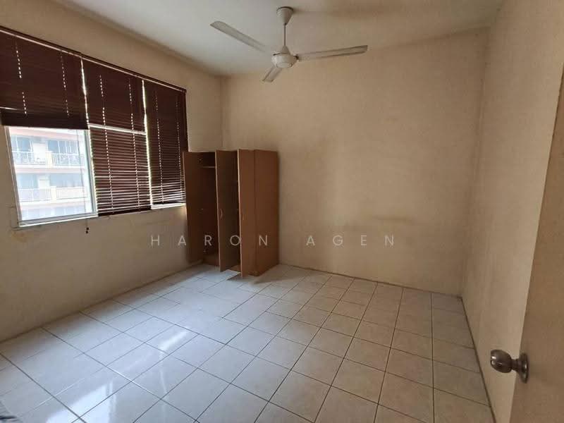 Kondominium untuk Dijual di Platinum Hill PV 3 - Haron Agen - Bedroom - PropertyGuru.com.my