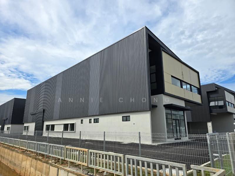 Detached Factory for Rent in Bandar Bukit Raja (Klang) - Annie Chong - Exterior - PropertyGuru.com.my