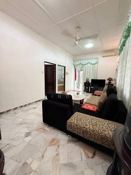 1-storey Terraced House for Sale in Taman Teratai (Skudai) - Melinda Ee - Living Room - PropertyGuru.com.my