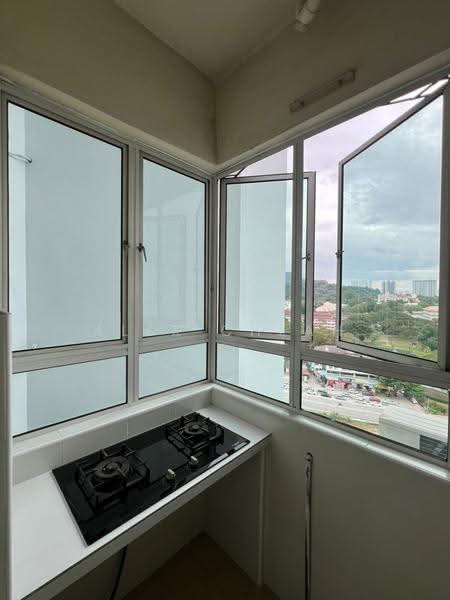 Kondominium untuk Disewa di Desa Airmas Condominium - Alex Cheah - Kitchen - PropertyGuru.com.my