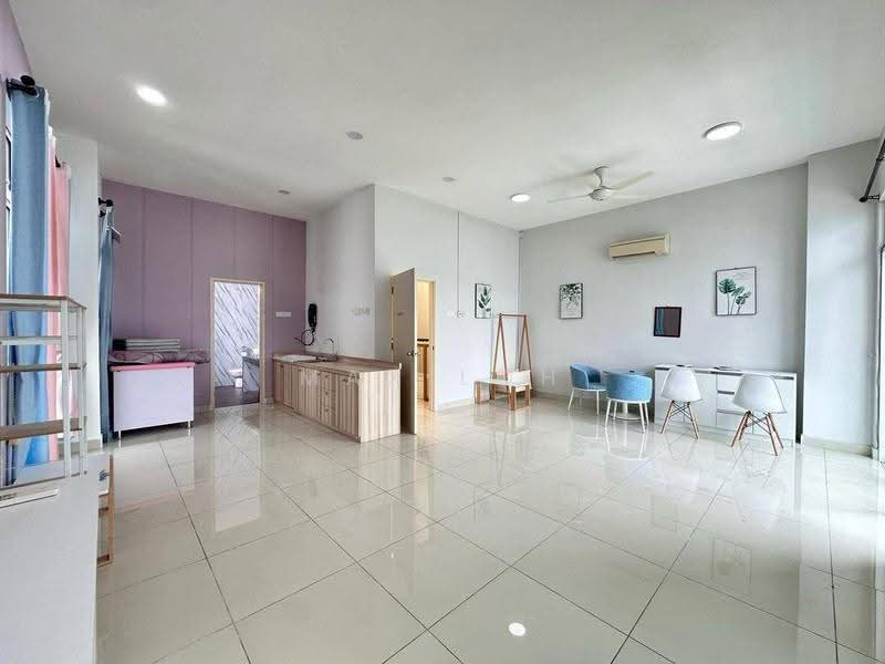 Rumah Kluster untuk Dijual di Nusa Sentral (Iskandar Puteri (Nusajaya)) - Max Loh - Living Room - PropertyGuru.com.my