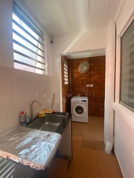 Rumah Teres 2-Tingkat untuk Disewa di Alam Budiman (Shah Alam) - Salawati Busro - Interior - PropertyGuru.com.my