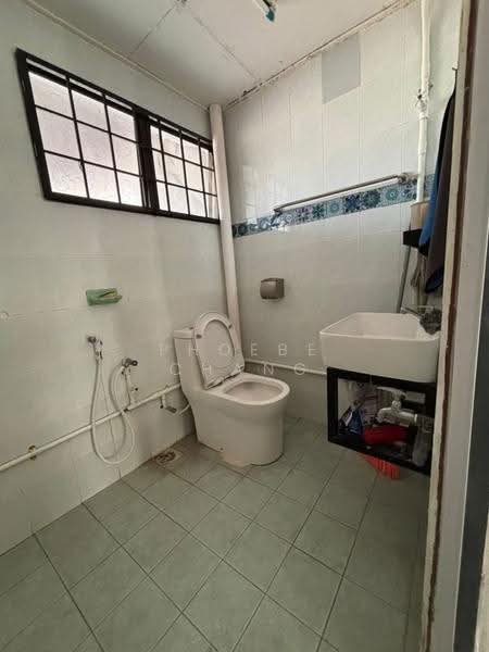 2-storey Terraced House for Sale in Taman Song Choon (Ipoh) - Phoebe Chang - Bathroom - PropertyGuru.com.my