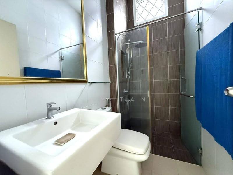 Bungalow House untuk Dijual di Taman Suria (Johor Bahru) - Sky Tan - Bathroom - PropertyGuru.com.my