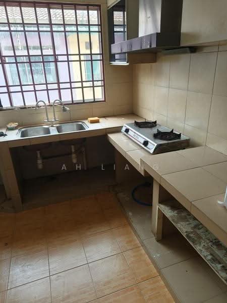 Rumah Teres 1-Tingkat untuk Dijual di Taman Pulai Indah (Johor Bahru) - Ah Liang - Kitchen - PropertyGuru.com.my