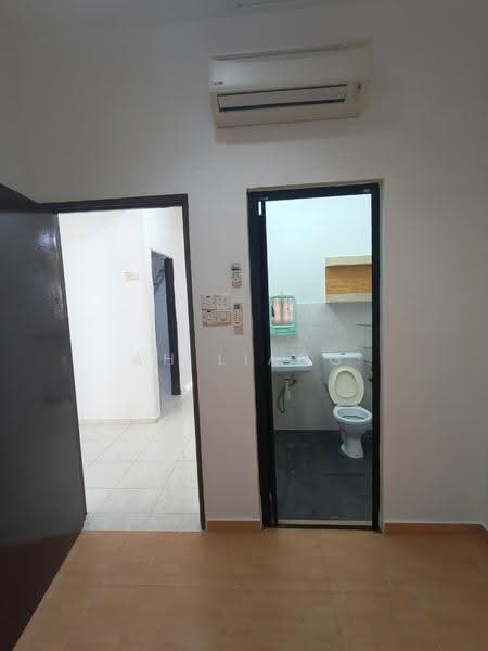Rumah Teres 1-Tingkat untuk Dijual di Taman Pulai Indah (Johor Bahru) - Ah Liang - Bathroom - PropertyGuru.com.my