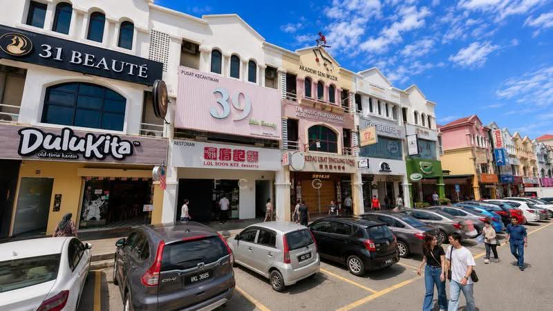 Shop / Office for Rent in Dataran Sunway (Kota Damansara) - FC Ng - Exterior - PropertyGuru.com.my