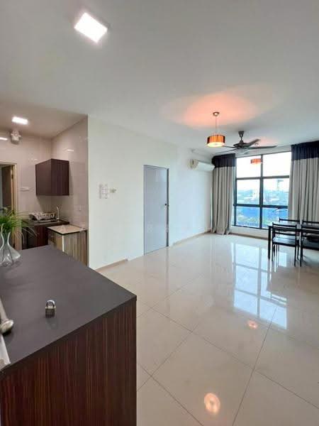 Kediaman Servis untuk Dijual di Vista Alam - Azizirrahim . - Living Room - PropertyGuru.com.my