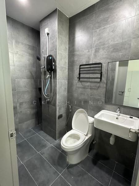 Kondominium untuk Disewa di Verando Residence - CK Chieng - Bathroom - PropertyGuru.com.my
