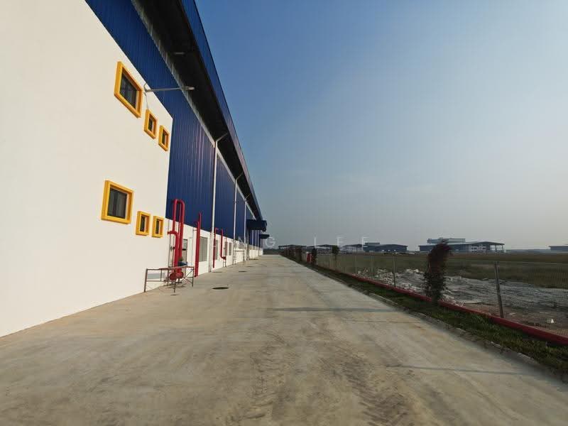 Factory for Sale in Kapar (Selangor) - Hong Lee - Exterior - PropertyGuru.com.my