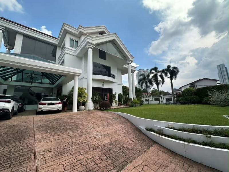 Bungalow House for Sale in Taman Stulang Laut (Johor Bahru) - June Tan - Exterior - PropertyGuru.com.my