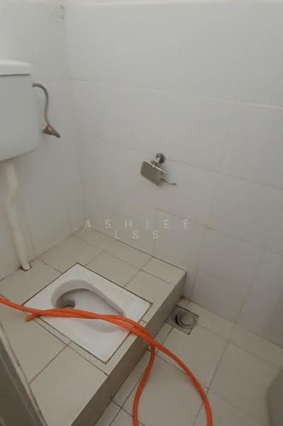 Shop / Office for Sale in Cyberjaya (Selangor) - Ashlee LSS - Bathroom - PropertyGuru.com.my