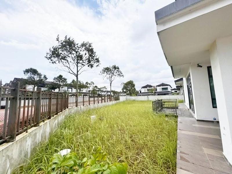 Rumah Kluster untuk Dijual di Eco Botanic (Iskandar Puteri (Nusajaya)) - June Tan - Exterior - PropertyGuru.com.my