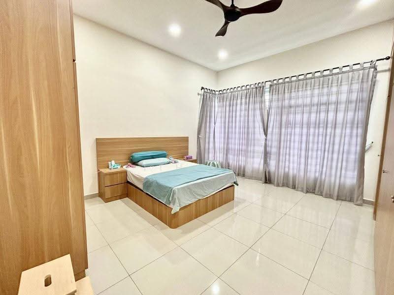 2-storey Terraced House for Sale in Skudai (Johor) - Keith Shum - Bedroom - PropertyGuru.com.my