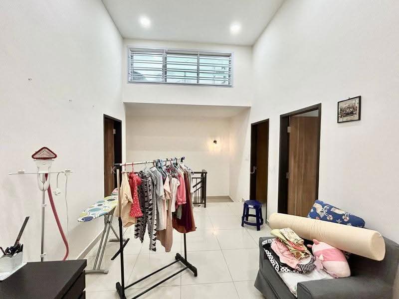 2-storey Terraced House for Sale in Skudai (Johor) - Keith Shum - Living Room - PropertyGuru.com.my