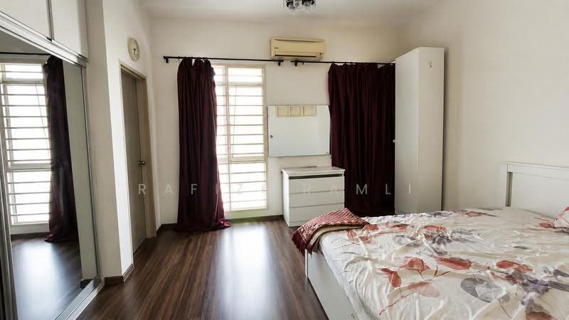 Rumah Teres 2-Tingkat untuk Dijual di Presint 11 (Putrajaya) - Rafizi Ramli - Bedroom - PropertyGuru.com.my