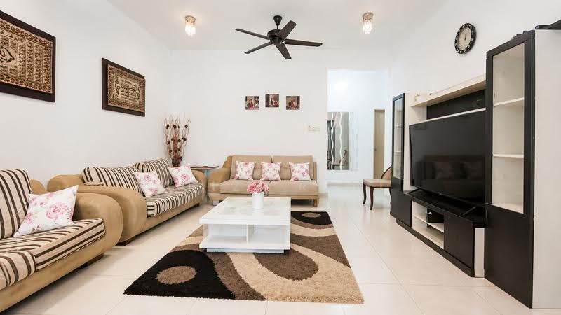 Rumah Teres 2-Tingkat untuk Dijual di Presint 11 (Putrajaya) - Rafizi Ramli - Living Room - PropertyGuru.com.my