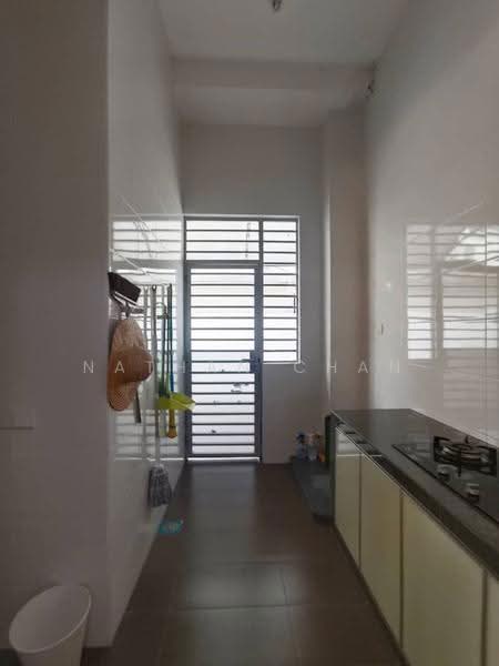 Rumah Teres 2-Tingkat untuk Dijual di Setia Eco Gardens (Gelang Patah) - Nathan Chan - Kitchen - PropertyGuru.com.my